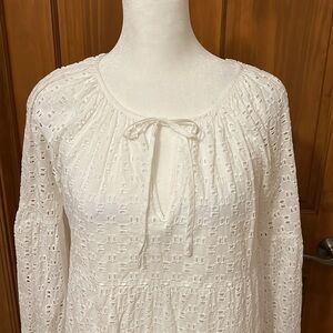 Elizabeth And James White Eyelet Dress Size XS